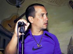 Conoce a Loly y sus Atrevidos de la Bachata: Brihan Azahares