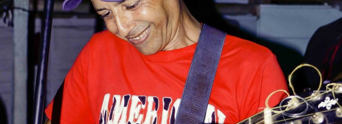 Conoce a Loly y sus Atrevidos de la Bachata: Gabriel Gallardo