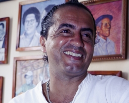Conoce a Loly y sus Atrevidos de la Bachata: Loly Toirac